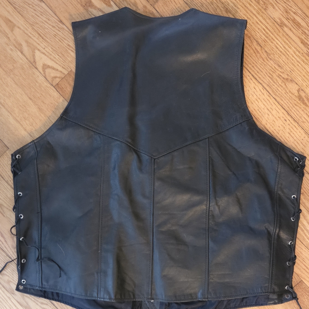 Black Leather Vest - Picture 2 of 3